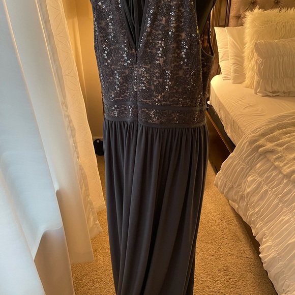 NW Women Dress - Picture 10 of 15